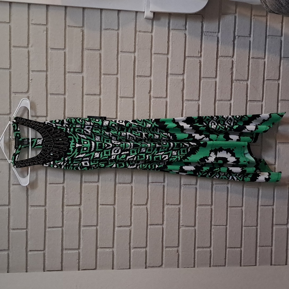 International Concepts Green/Black/White Bead & Gem Formal Dress. Size Small NWT - Picture 9 of 14